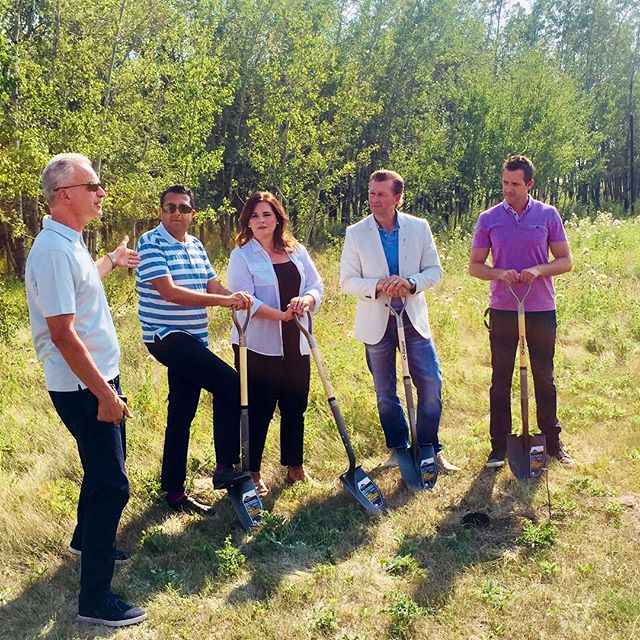 After 12 years, the dream is finally becoming a reality! Congratulations to Springbank Hill Community Association on today’s groundbreaking of the new community park! Your vision and dedication has led to this - I can’t wait to see it open! #yyc #yyccc  @MikeEllisMLA
